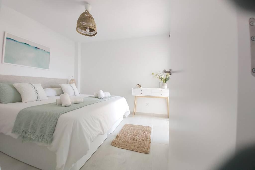 Cala Torta Pool & Terrace Canamel Apartment *